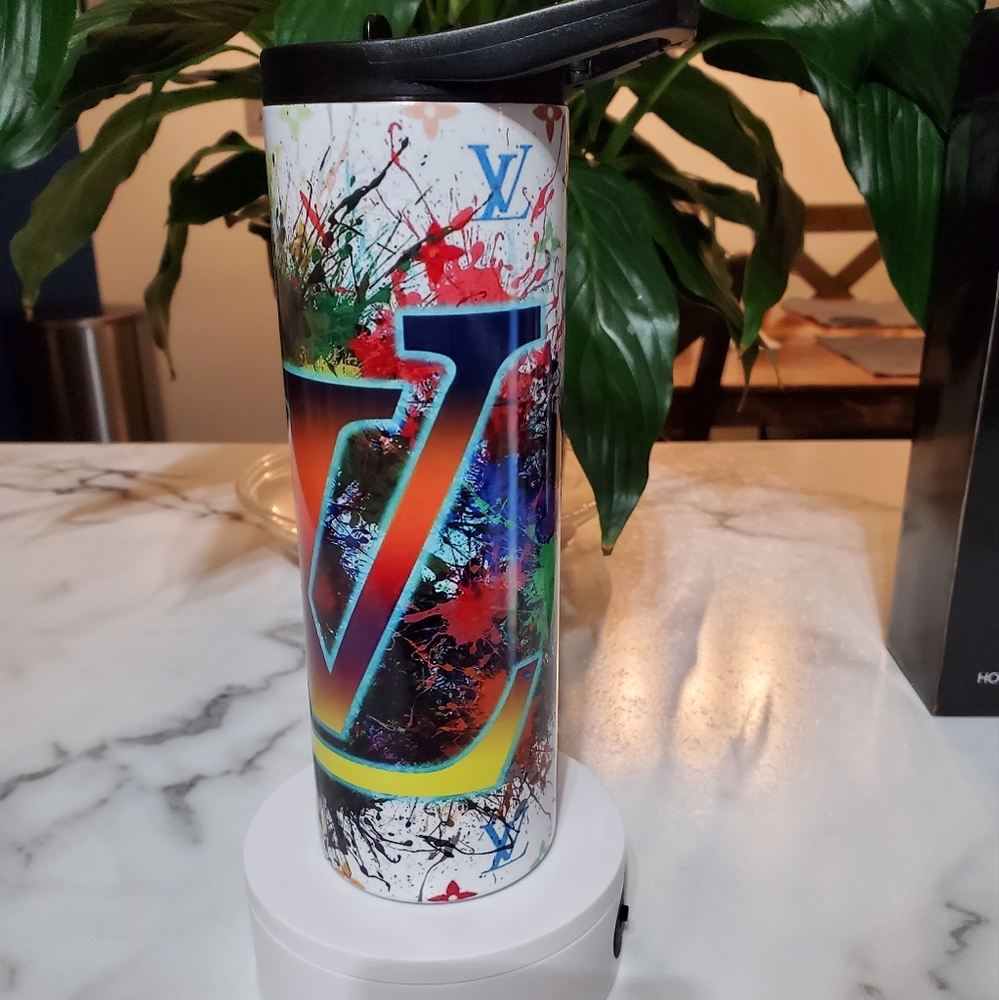 Graffiti Print Custom Luxury Brands 20oz Tumbler with duo lids ๐sale - Picture 6 of 9